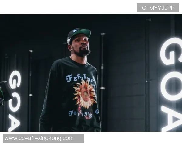 杜兰特首节火力全开半场高效表现助球队领先17分4板1助2帽展现全面能力